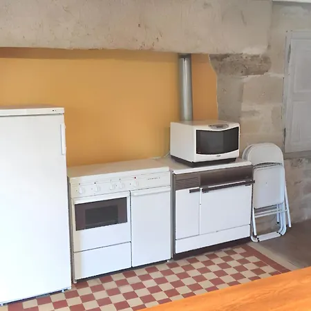 Charmante à Avec Jardin Et Terrasse Hébergement de vacances *